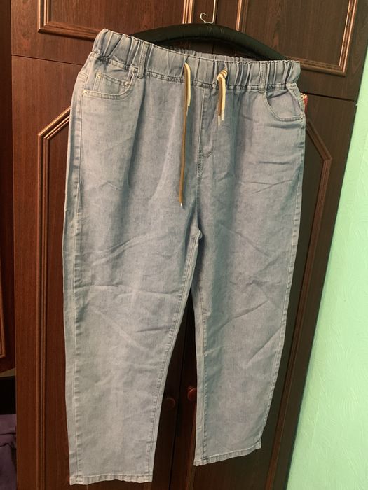 Продам літні джинси моми