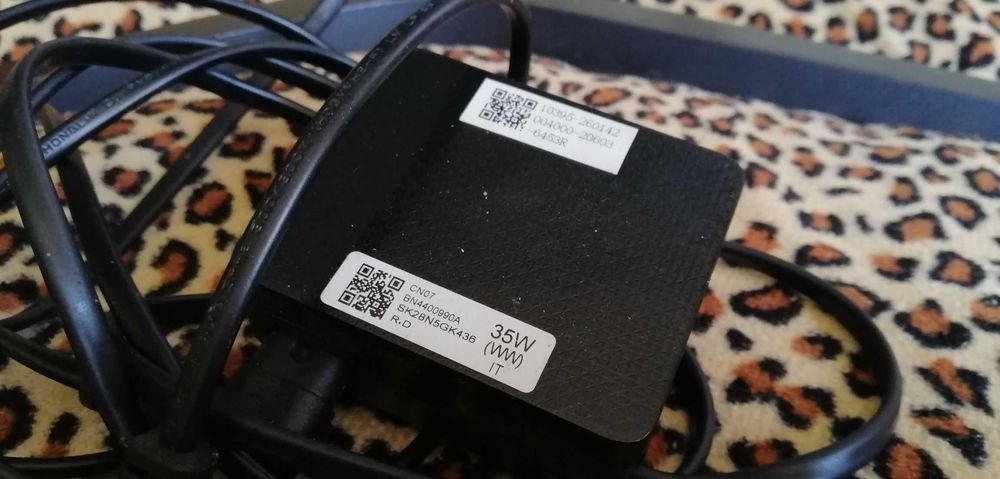 Продам не робочий монітор 27" Samsung Curved C27R500 1500 грн