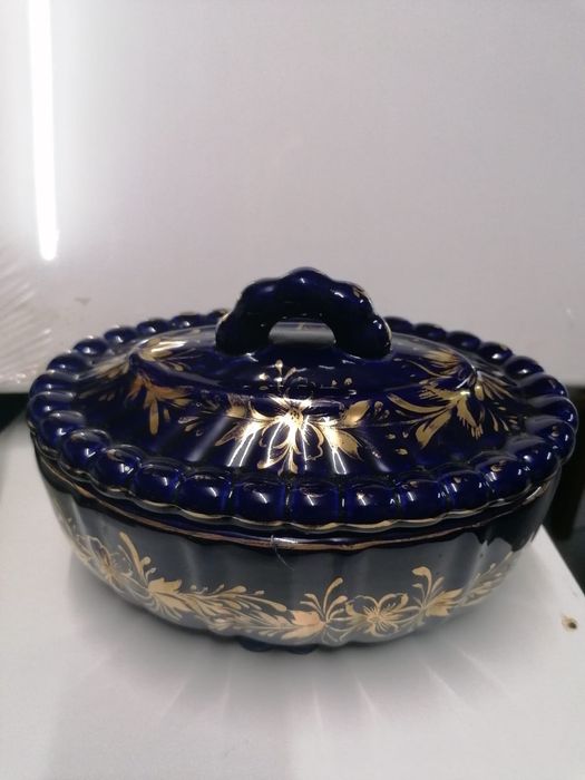 Boleira pintada a mão