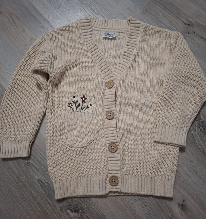 Paka ubrań r. 98 bluzy/swetry