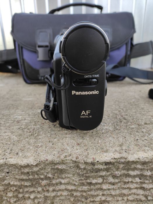 Kamera analogowa Panasonic VHS-C NV-A1 vintage retro PRL DDR