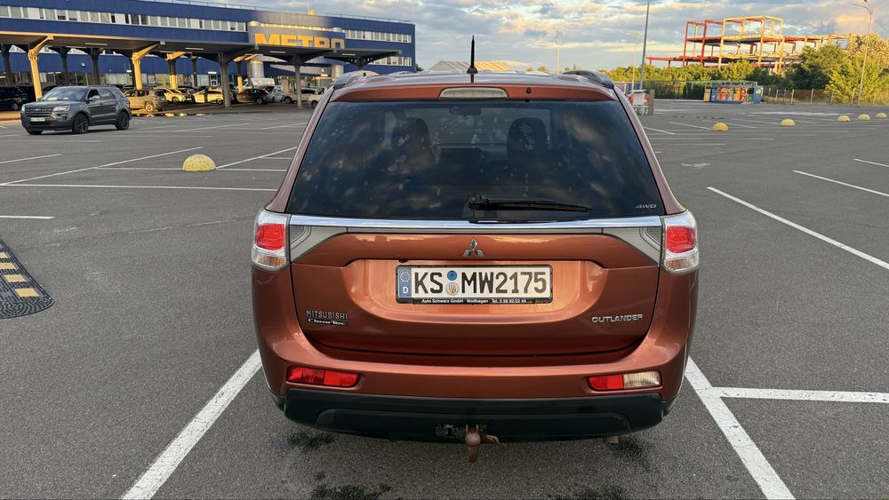 Mitsubishi outlander 2013