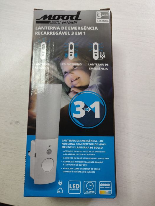 Lanterna LED 3 em 1 - de bolso + detetor movimento + de emergência
