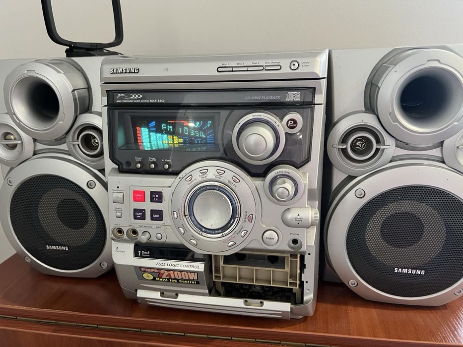 Музичний центр Samsung