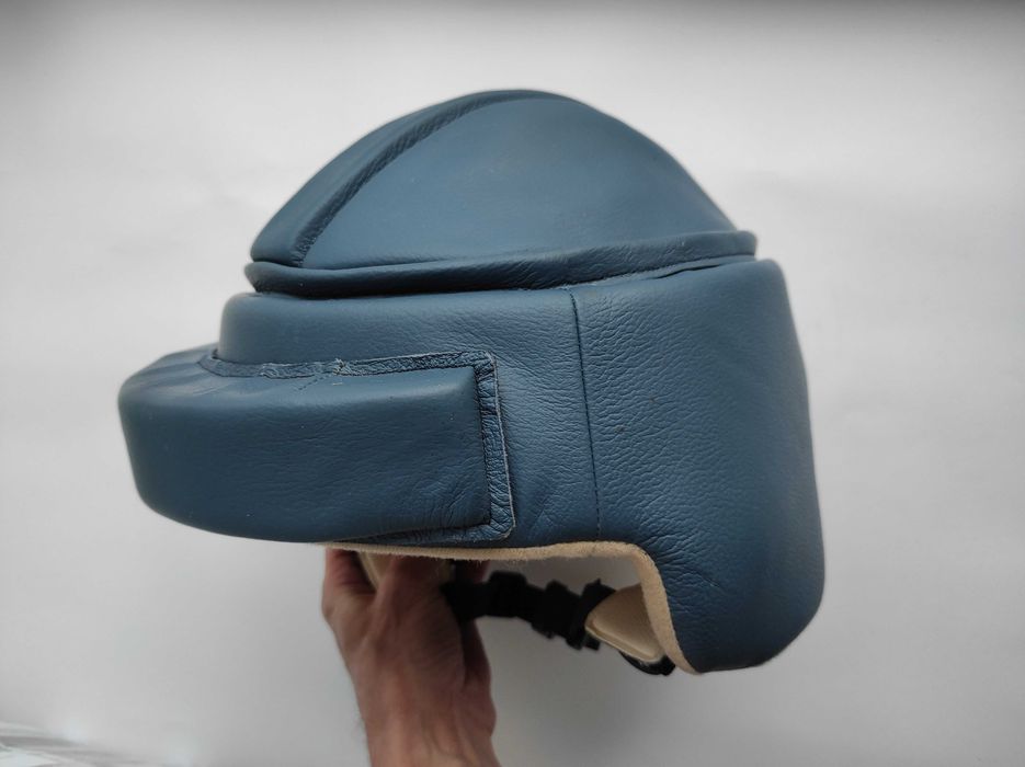 Защитный шлем от падений Mustang Optimum Comfort 59-60см при эпилепсии