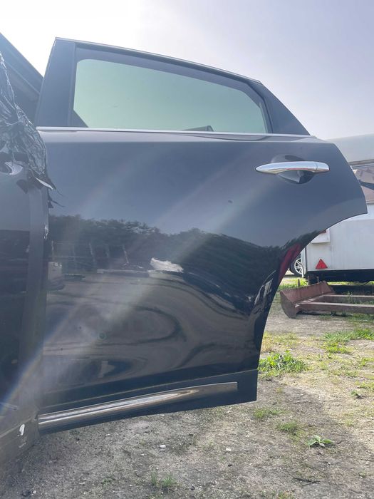 Drzwi tylne lewe Infiniti QX70