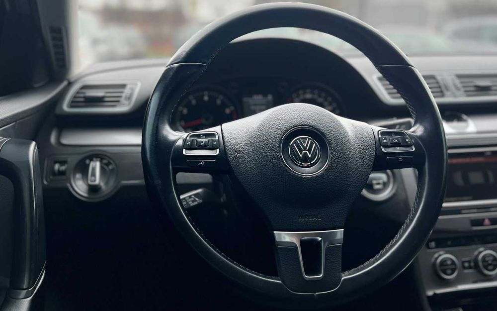 Volkswagen Passat 2013