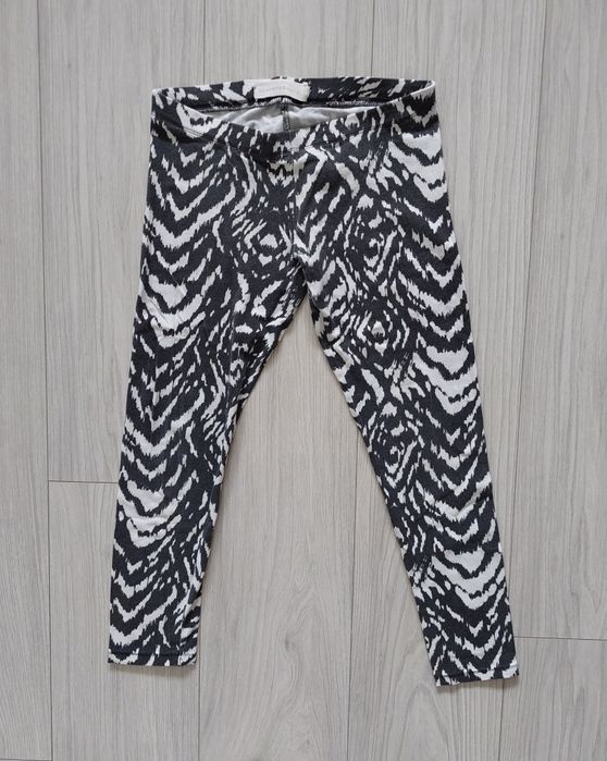 Legginsy Stradivarius r S