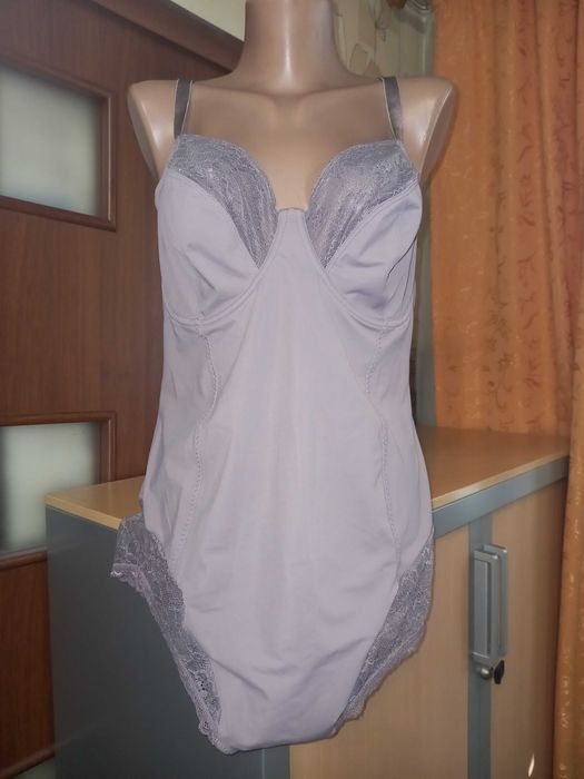 Шикарный бюстье-грация, размер 42D / 42DD