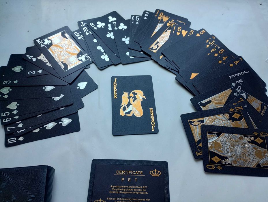 Карты игральные пластиковые Люкс черные золотые премиум водонепроницае