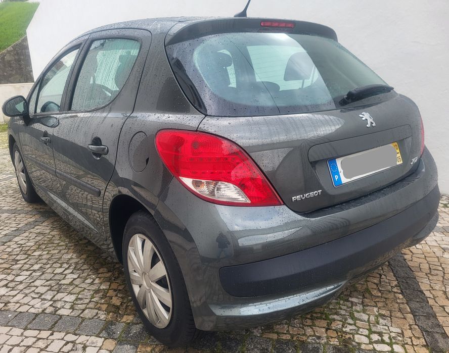 Peugeot 207 1.4 16v 95cv 111mil km