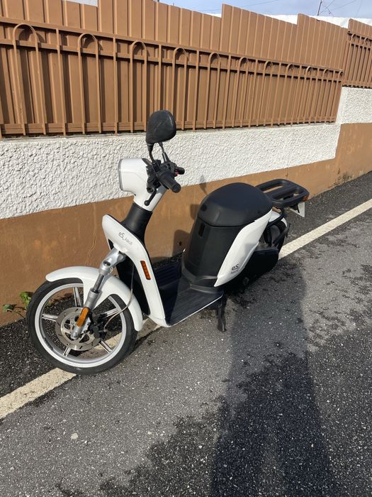 Scooter Eletrica Askoll eSpro 125cc