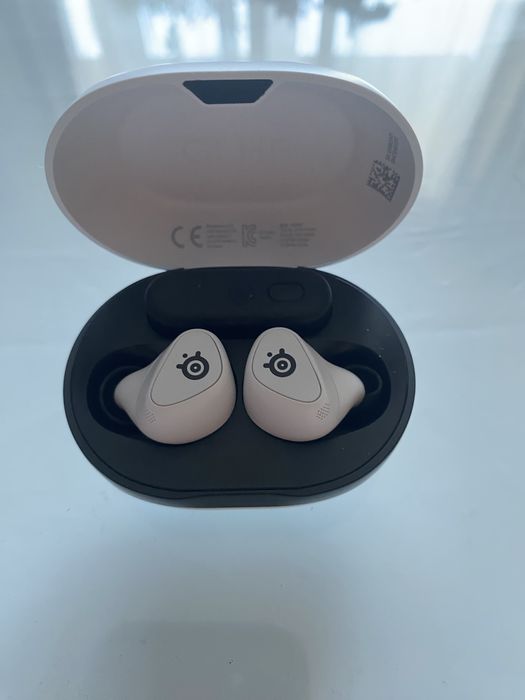 SteelSeries Arctis GameBuds sluchawki gamingowe biale bezprzewodowe