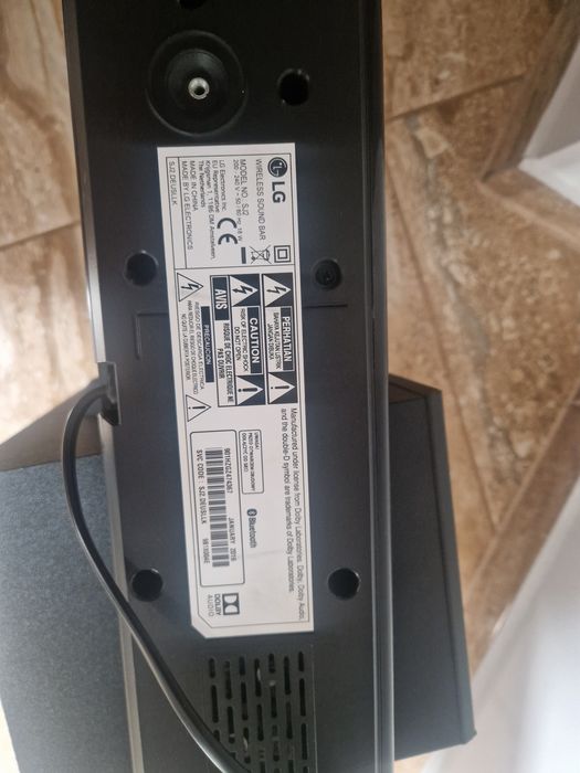Soundbar i subwoofer LG bluetooth