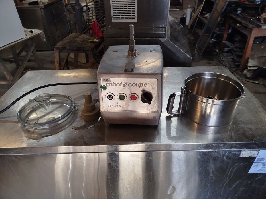Кутер  Robot coup r502.