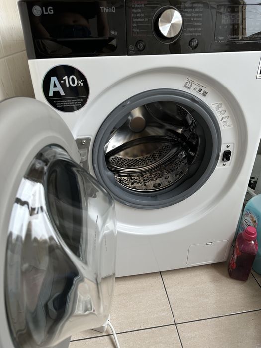 Máquina de Lavar LG ThinQ 9kg | TurboWash 39 | Classe A | Wi-Fi