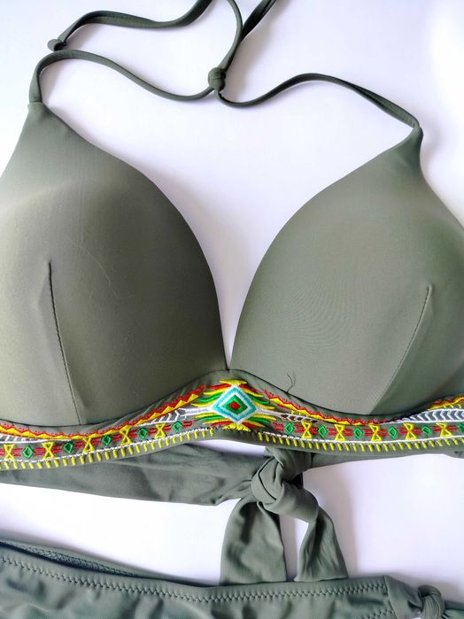 Kąpielówki bikini moro khaki haftowane L miseczka D/E