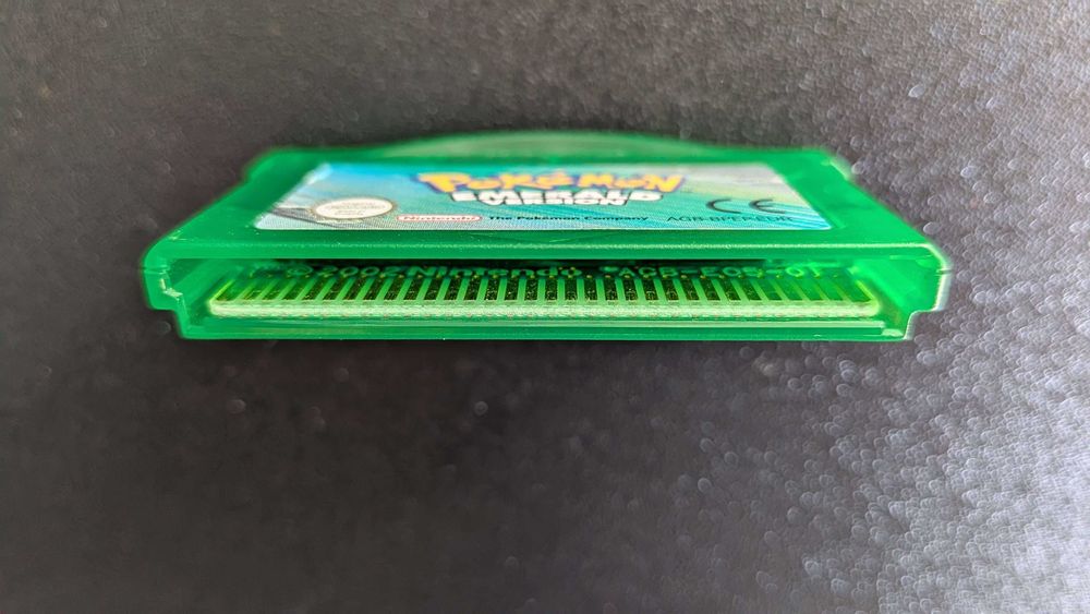 Pokémon Emerald GBA Original – Perfeito Estado