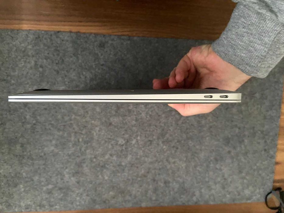 Apple MacBook Air 13.3" M1 8/256GB 2020 Space Gray