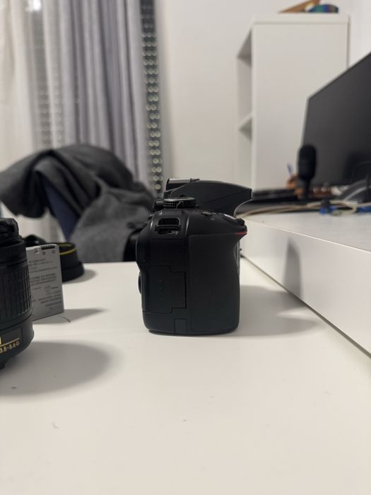 Nikon D5300 + 2 Lentes