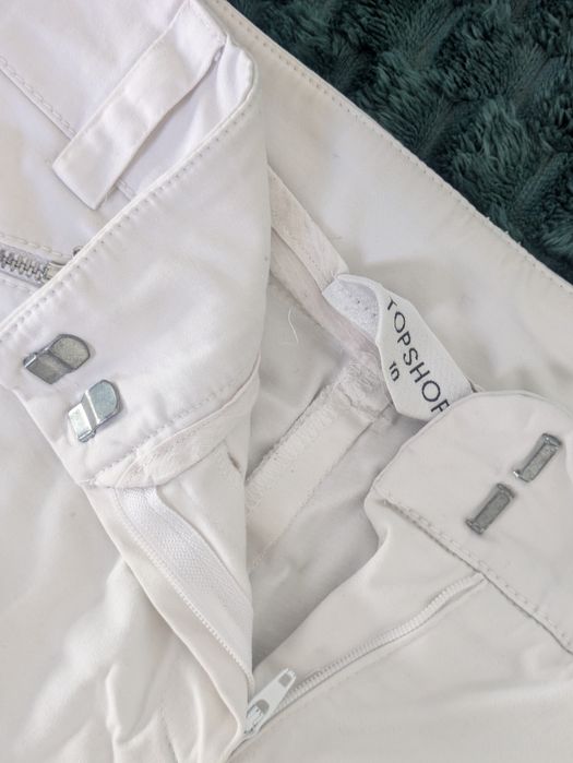Spodenki z zameczkami S-M,bdb