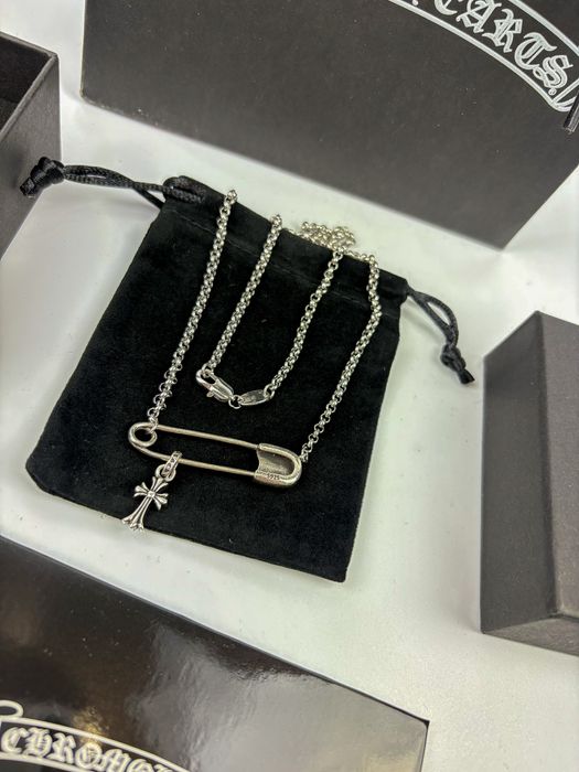 Підвіска Chrome Hearts з булавкою та хрестом