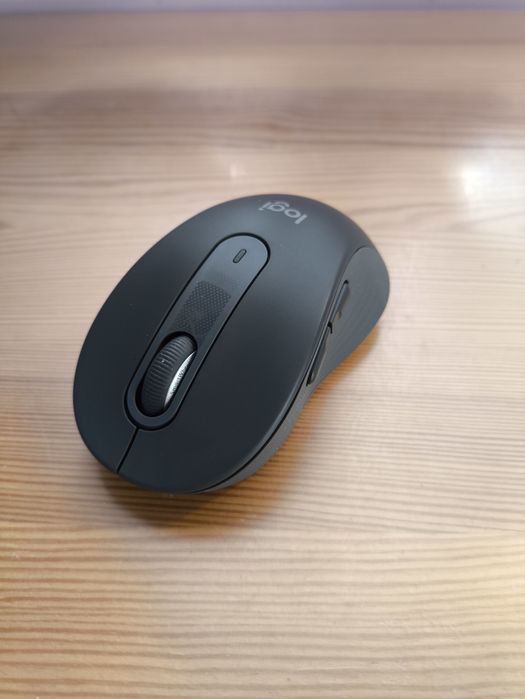 Grafitowa myszka Logitech M650