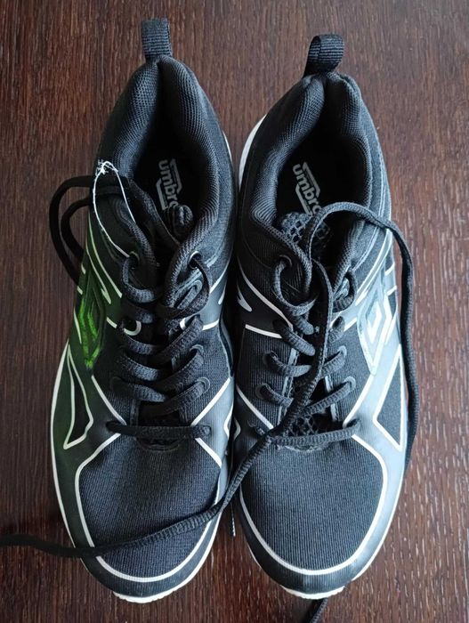 Nowe buty Umbro 38
