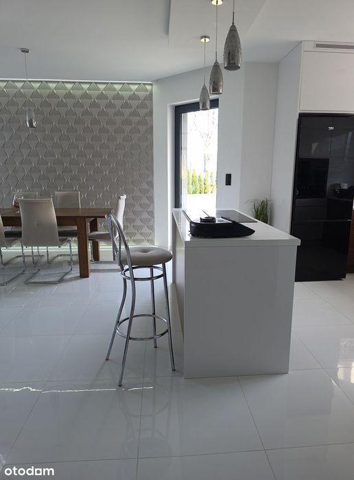 Dom 204M2 W Pełni Wyposażony,Działka 20 Arów,Pompa Ciepła,Prywatność