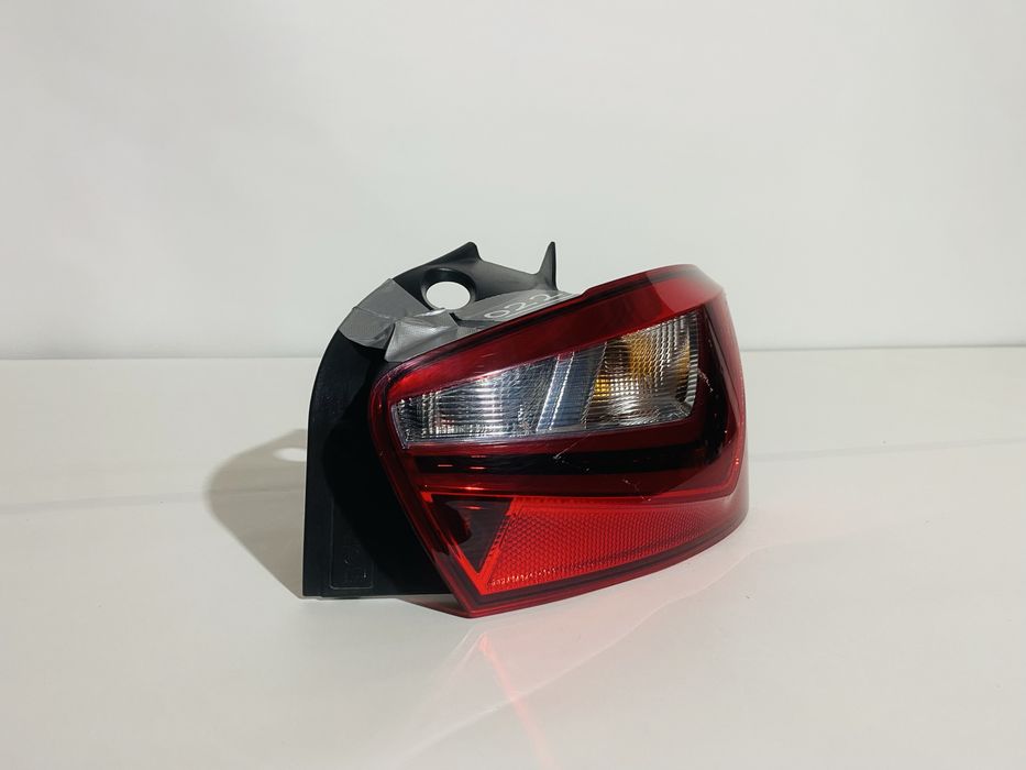 Farolim Traseiro Esquerdo Seat Ibiza IV 6J 6P Facelift Original