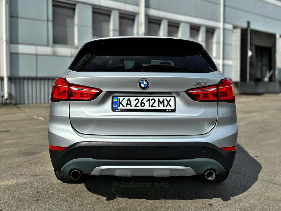 BMW X1 28i • 2016 • 2.0 бензин (B46) • Панорама • Полный привод xDrive