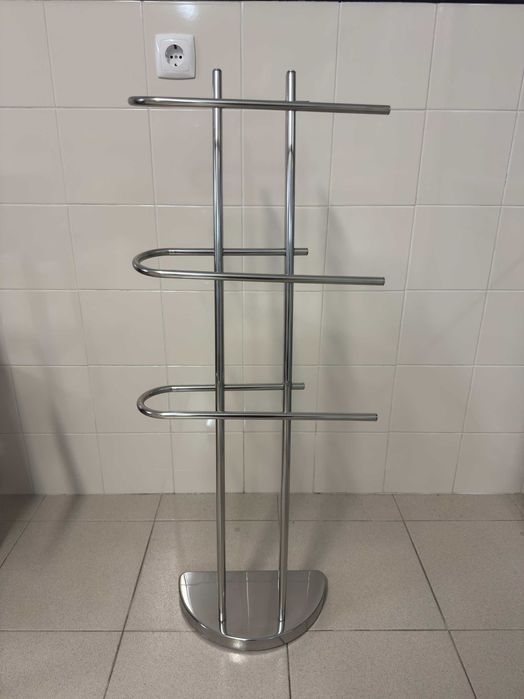 Toalheiro Casa de Banho prateado