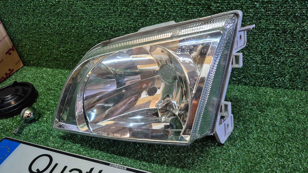 Otica Farol Esquerdo Mitsubishi Space Star DG 1998 a 2004 Ref. 20-5682-18-2 TYC NOVO