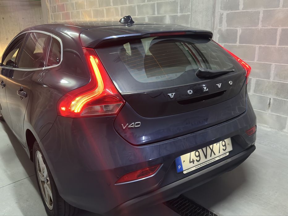 Volvo V40 D2 Eco Momentum foto 3