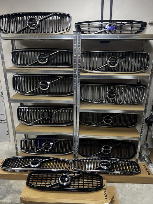 Решітки/Решотки Вольво Volvo XC 60 XC90 XC40 V60 S90 V90 Cross Country
