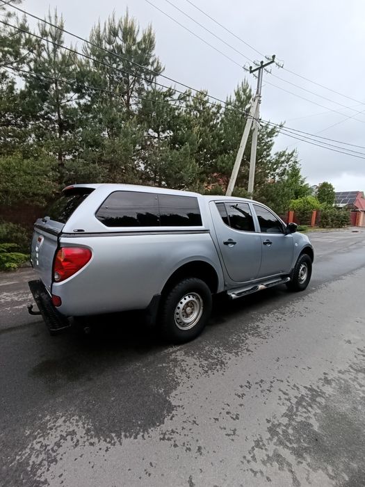 Mitsubishi L200 2013,