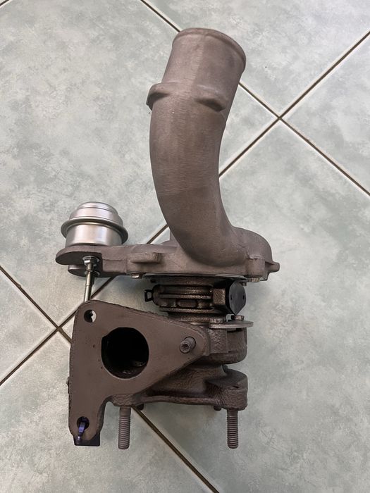 Турбіна турбина Opel Vivaro Renault Trafic Master Nissan Mitsubishi1.9