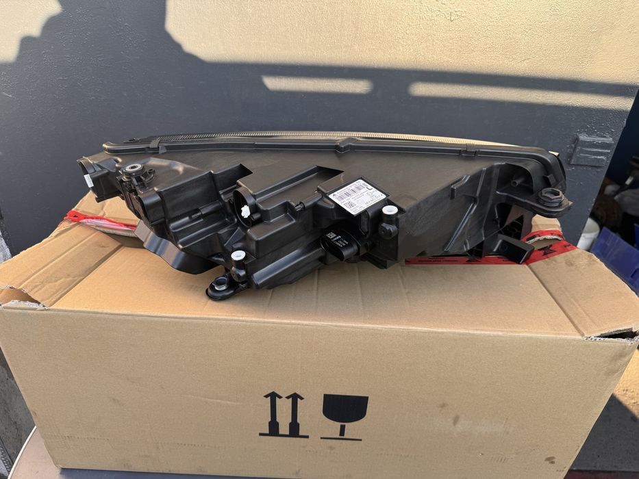 Skoda Octavia IV Lewa lampa full led nowa oryginal 5E4941017A