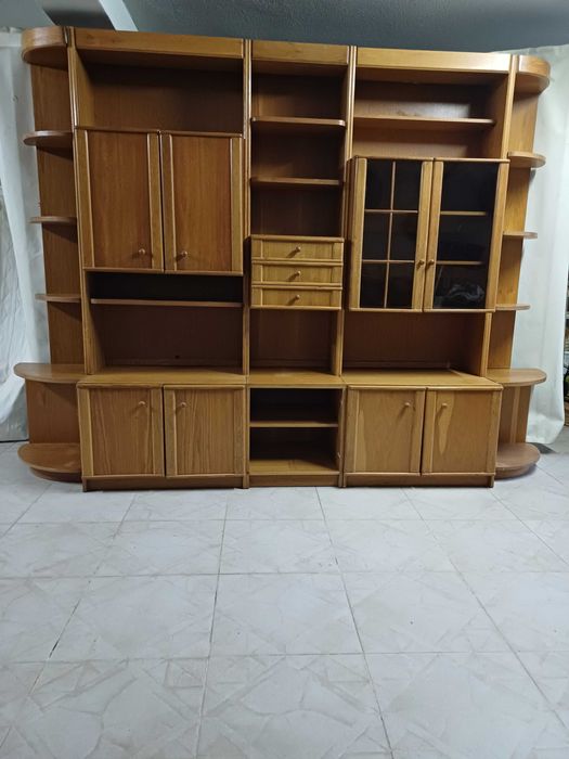 Móvel/Louceiro/Cristaleira/Iluminado/5 Módulos