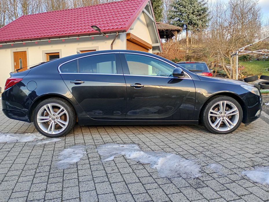 Opel Insignia 2.0 CDTI 2010 r Nawigacja