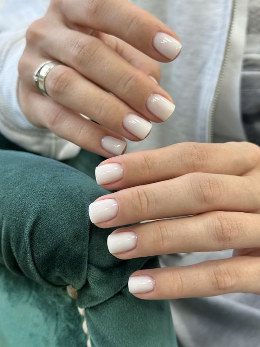 Манікюр з укріпленням 400грн Нагірна частина