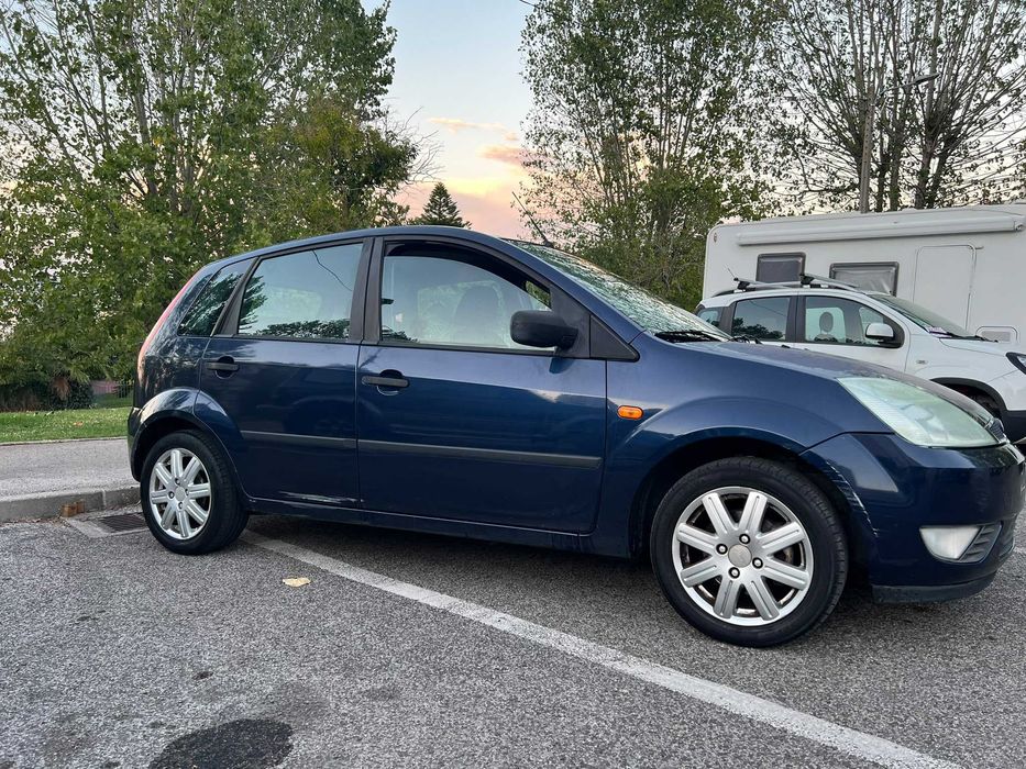 Ford Fiesta 1.25cc duratec 75cv foto 4