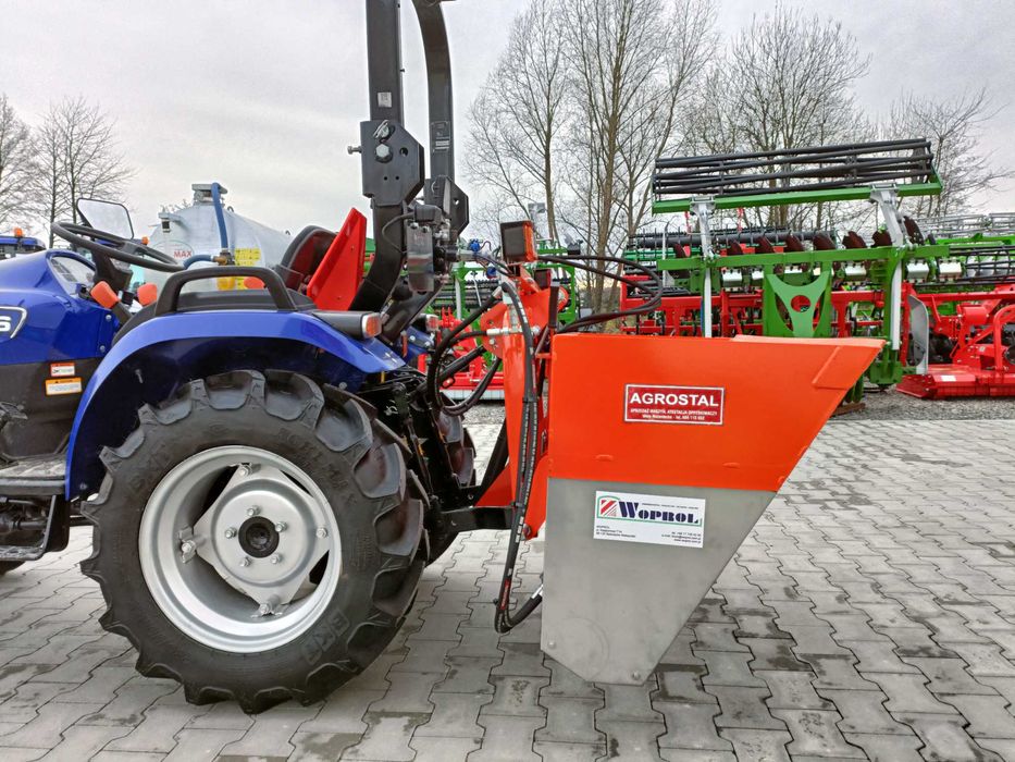 Piaskarka solarka posypywarka samozaładowcza opadowa i tarcza AGROSTAL