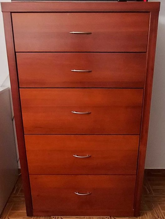 Camiseiro e Mesas de Cabeceira