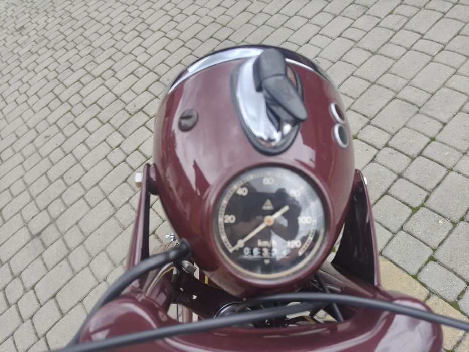 Awo simson turist junak po renowacji biała tablica