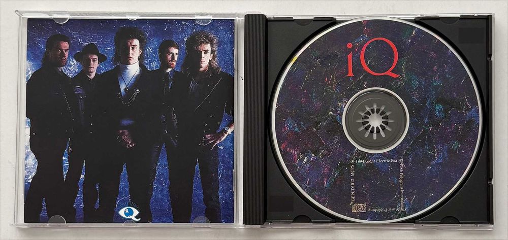 CD_IQ, Nomzamo. Um dos expoentes maiores do neo-Prog dos anos 90. Como novo.
