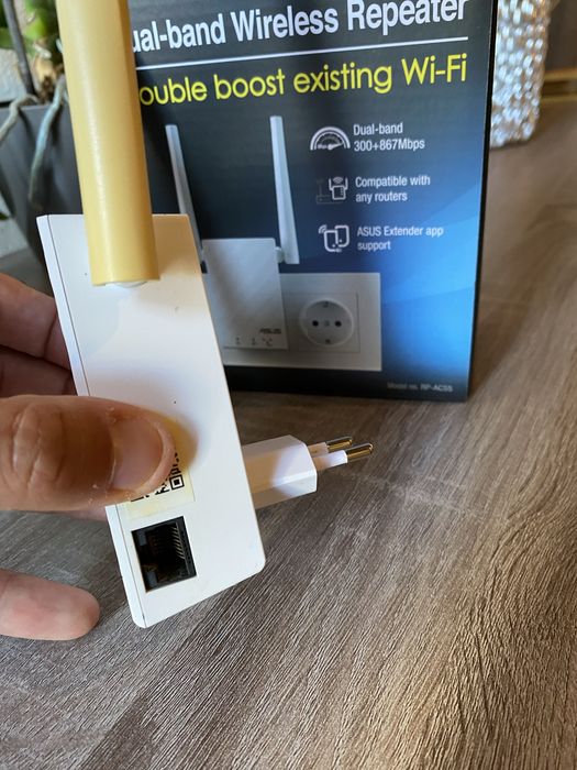 Repetidor de sinal Asus AC1200 Dual Band RP - AC55