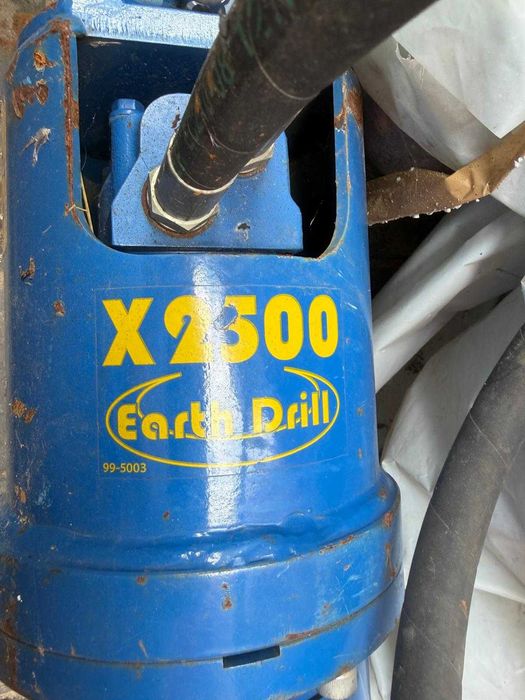 Wiertnica hydrauliczna Auger Torque X2500 z akcesoriami