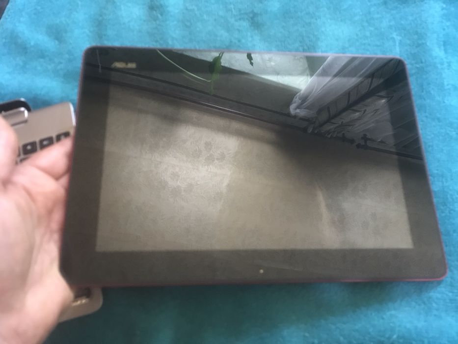 Планшет Asus Transformer Pad TF300T. 10 дюймов, 16GB. В идеале