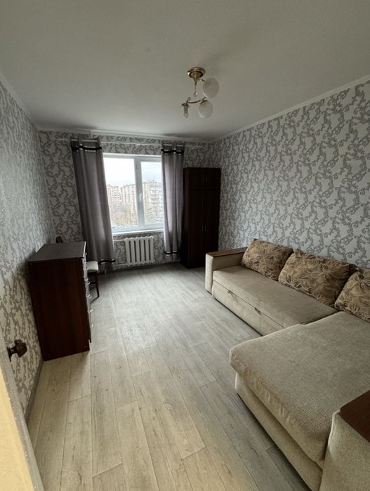 Квартира 2 кім. з ремонтом і меблями /о